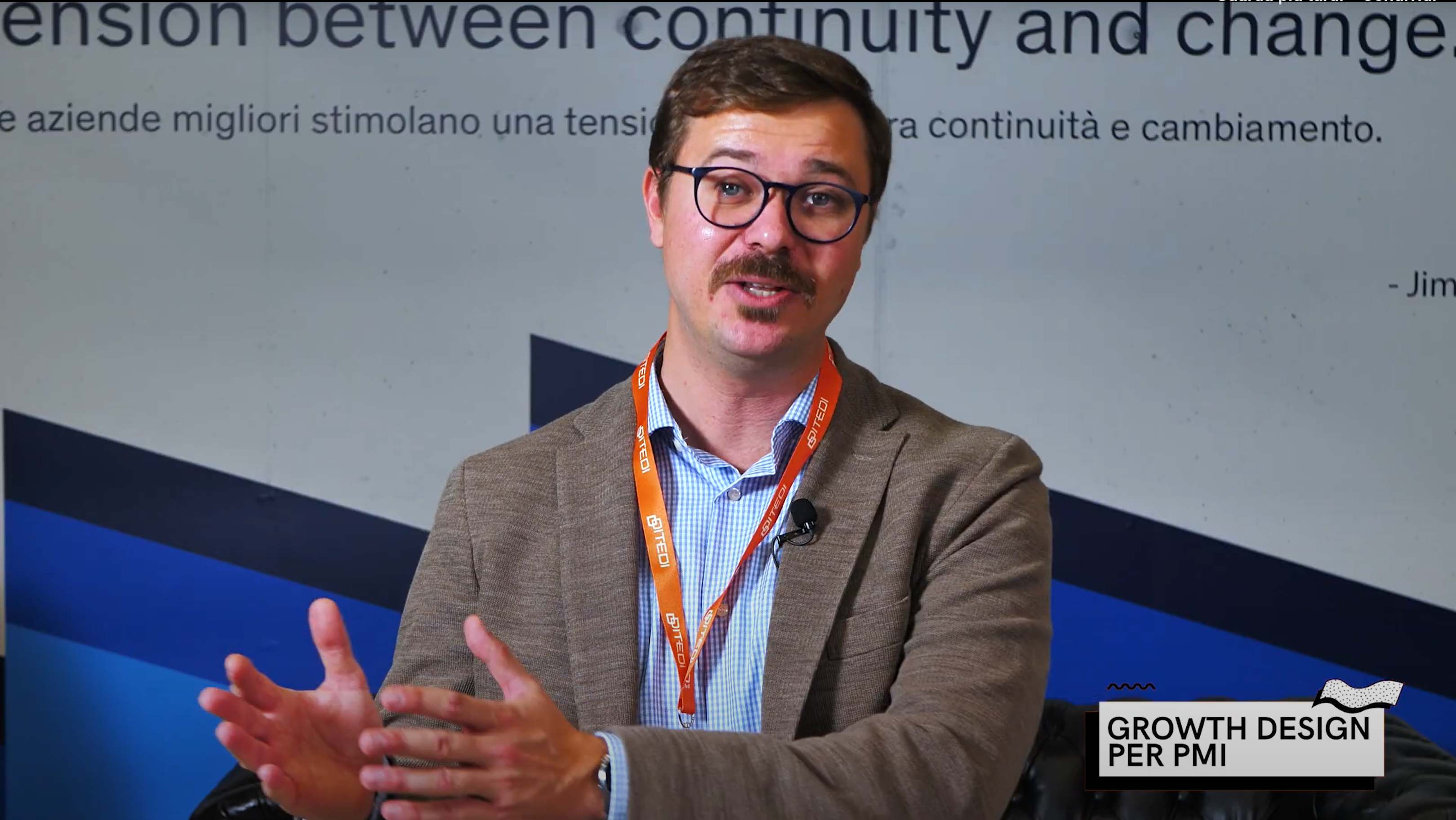 Riccardo Mazzolo in a facilitation session